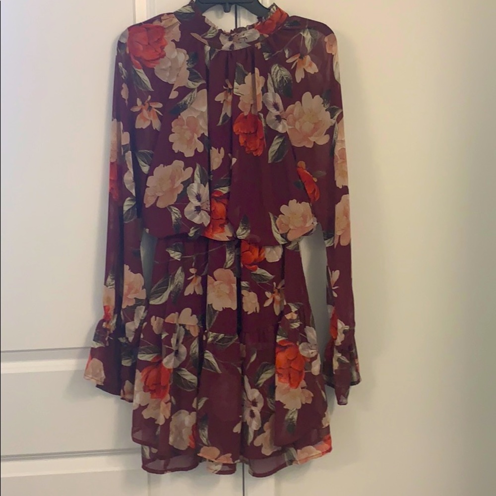 High neck with two button dress